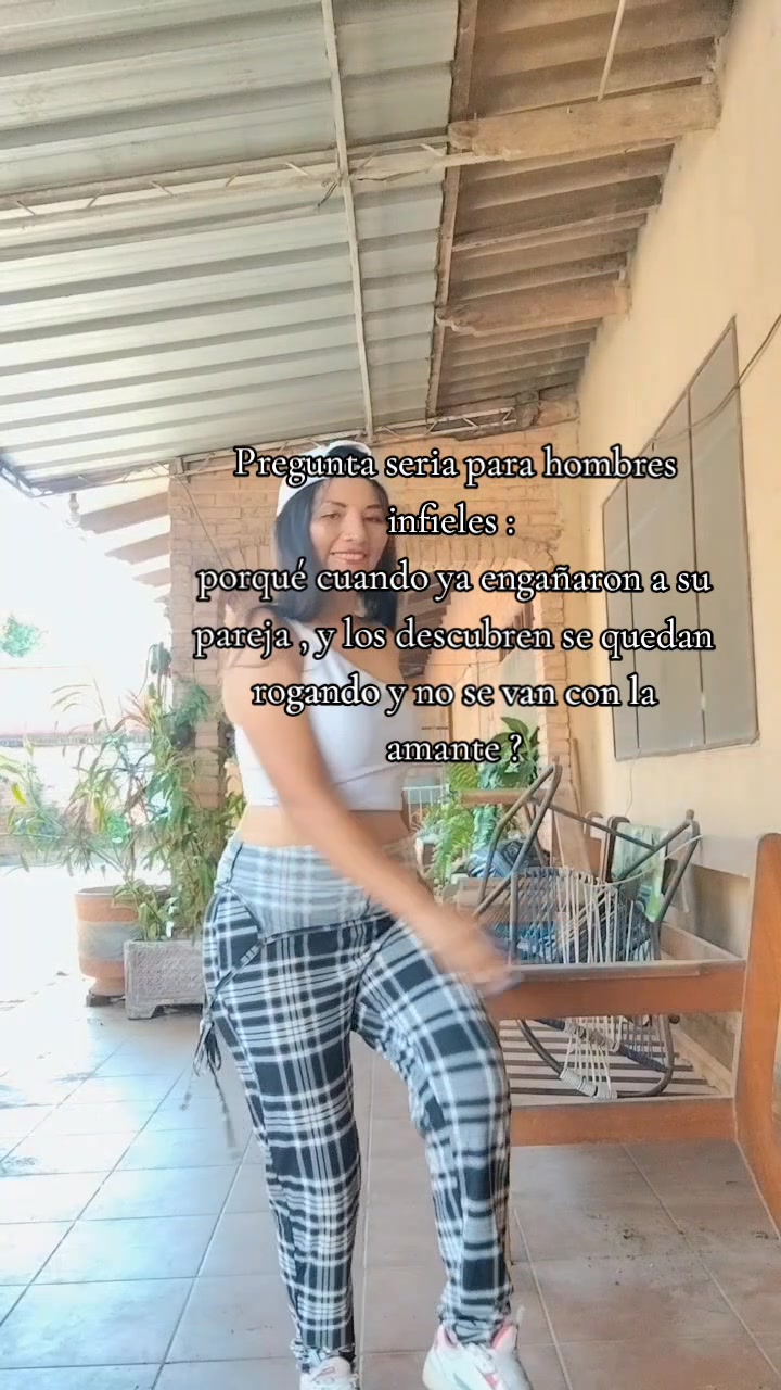 @🍭🌸 Julia Flores ❤️