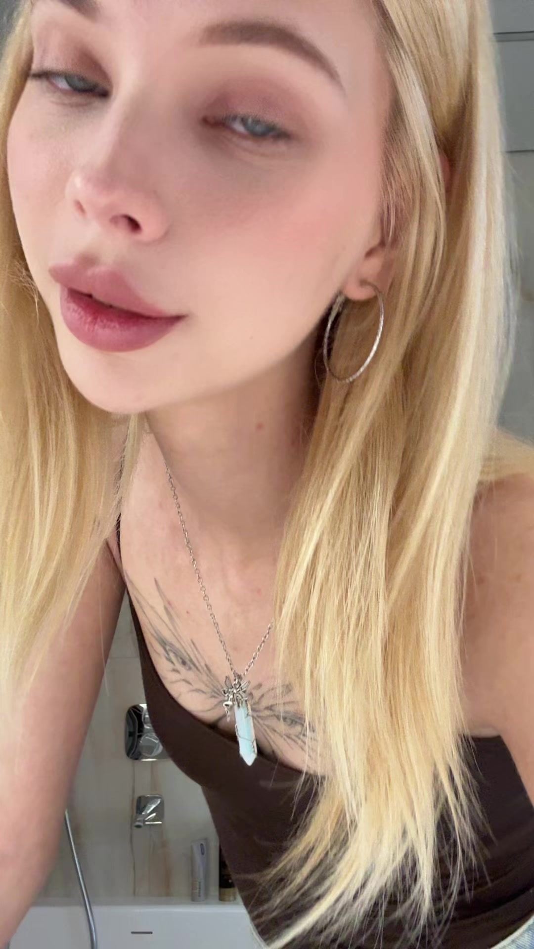 @Лера