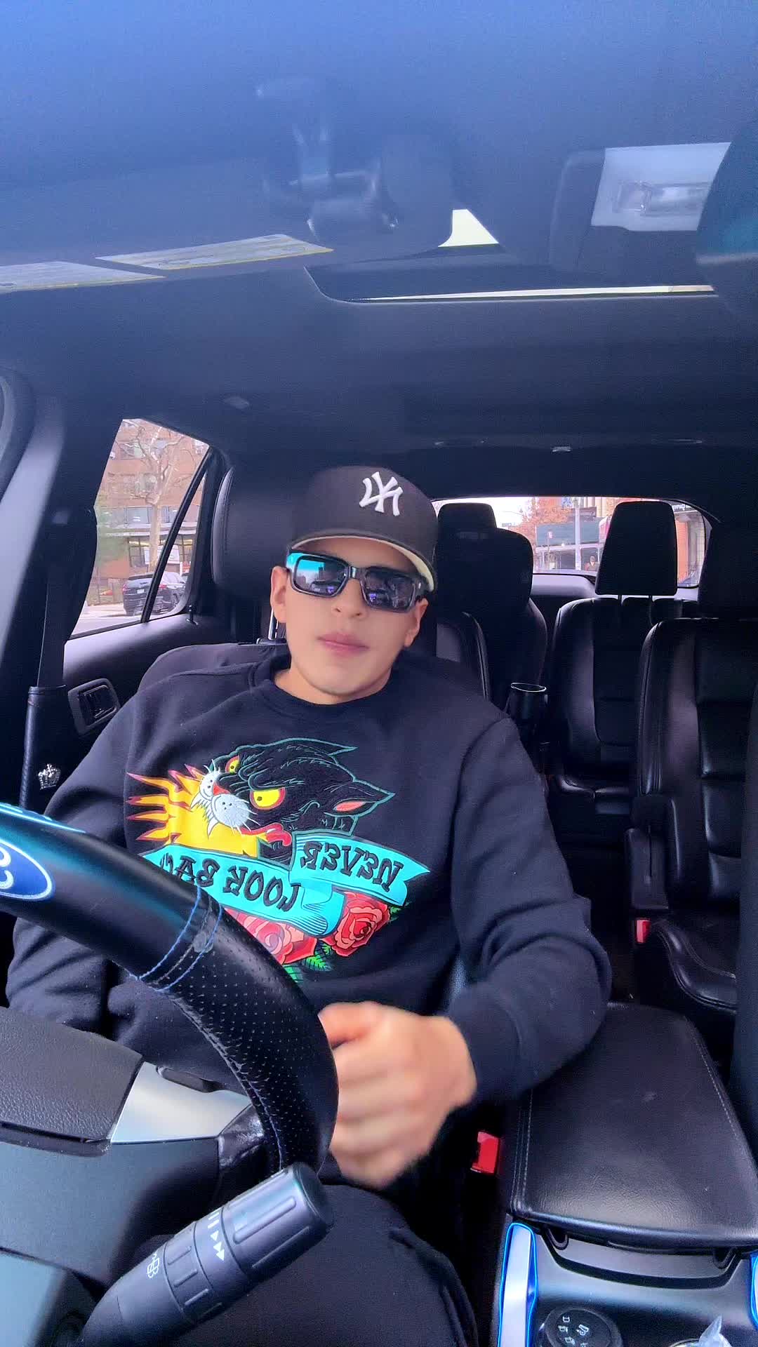 @ RUBEN&ensp;⚡️🦍
