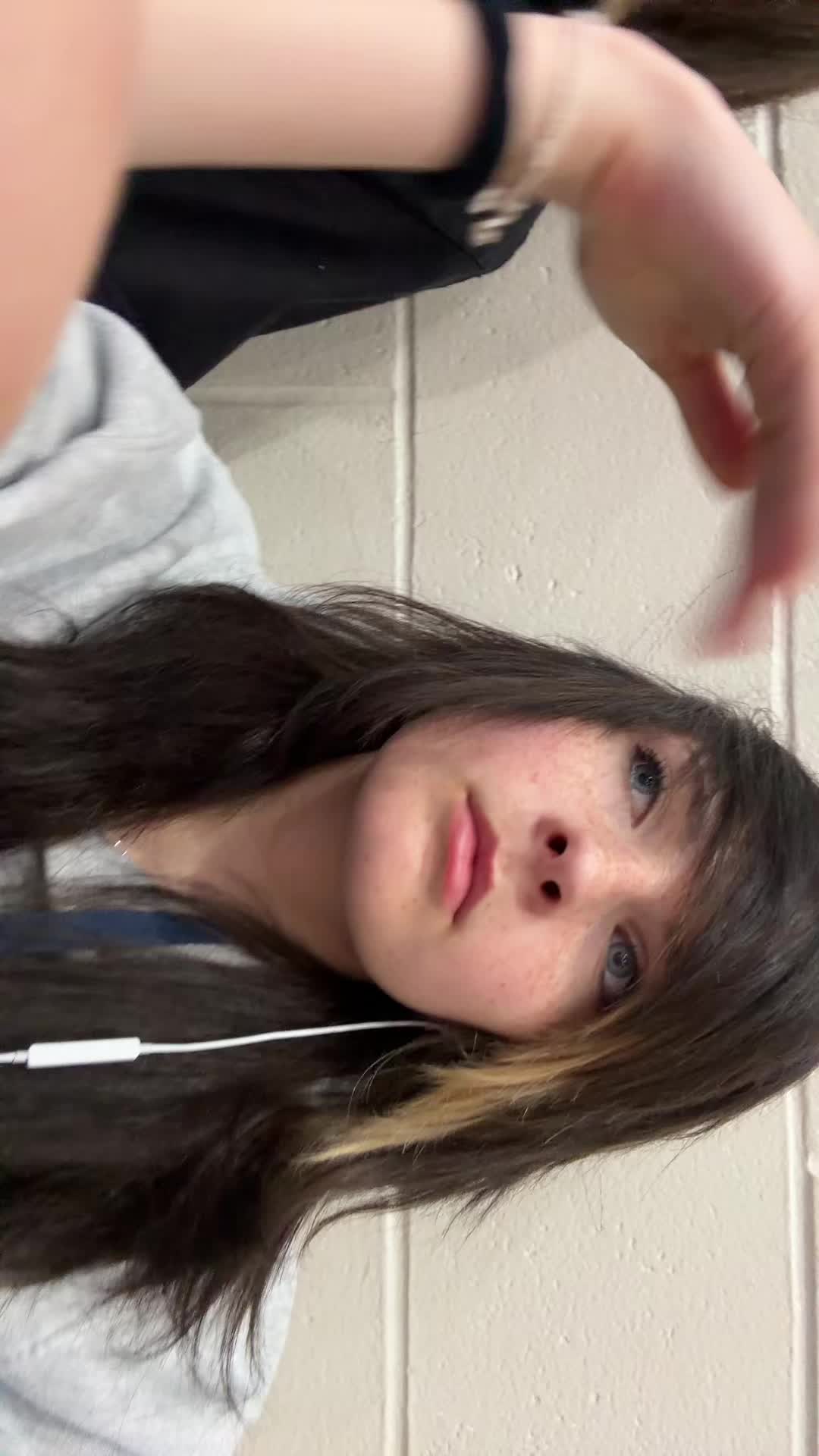 @Poptartfarts🧁