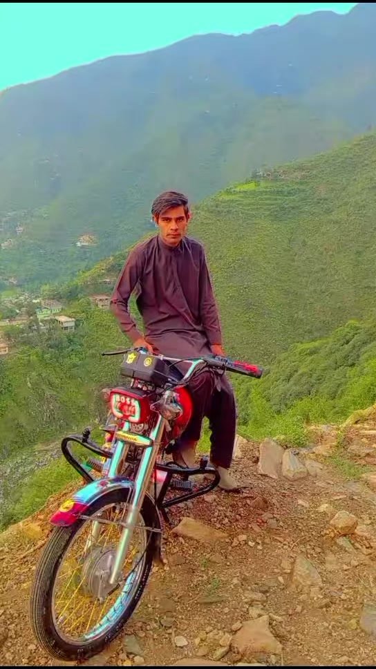 @آفتاب آخوند خیل