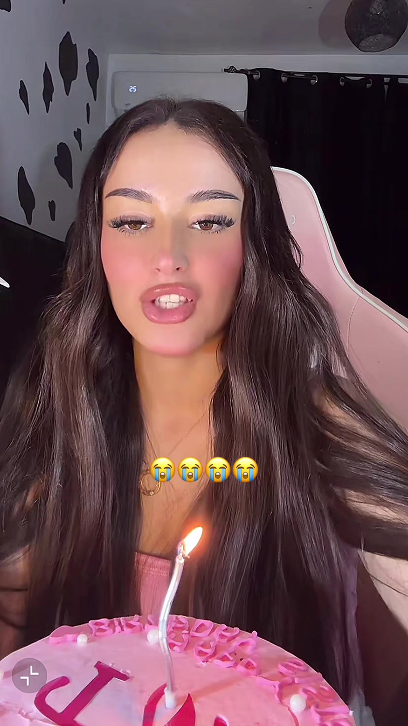 @IKRAM๐๐ฆ