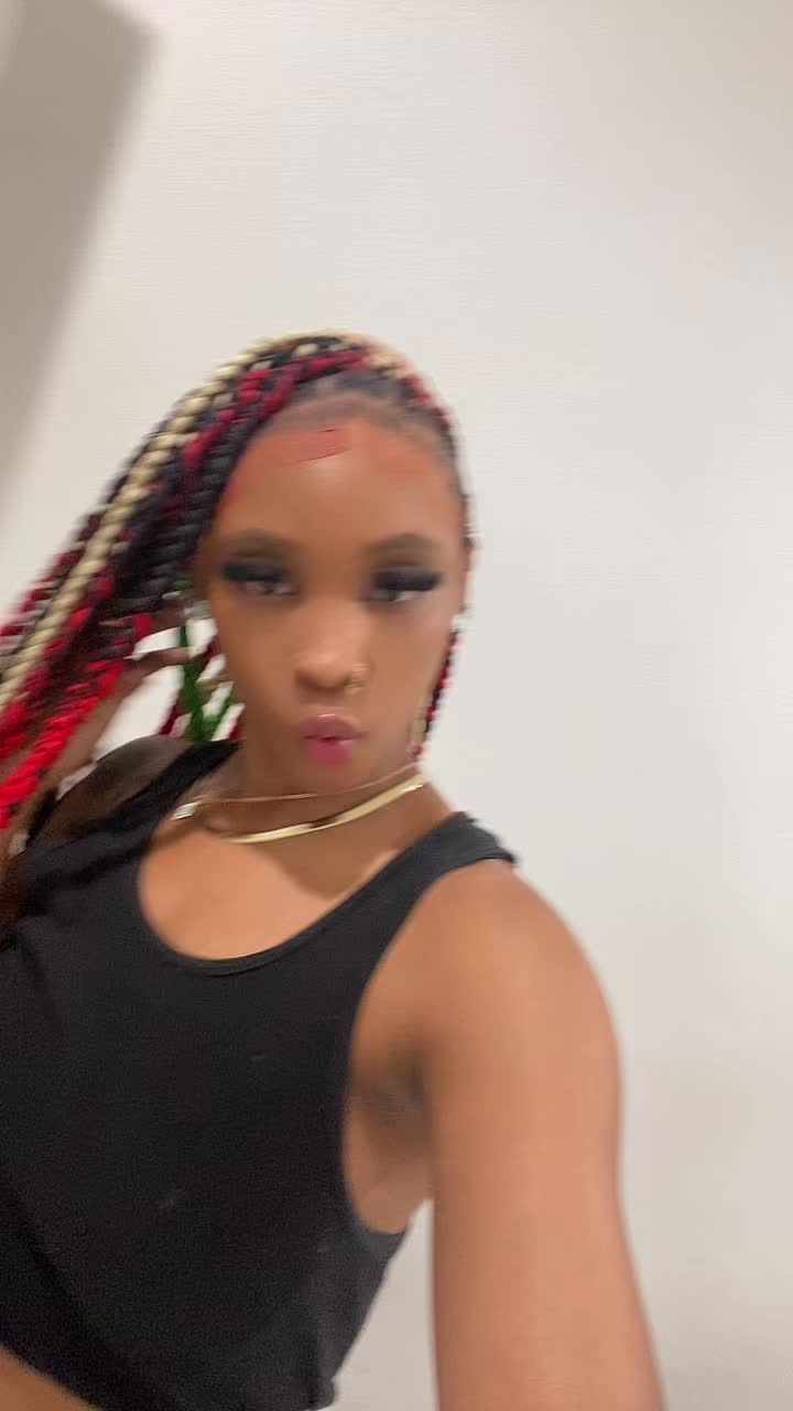 @ellaab💋