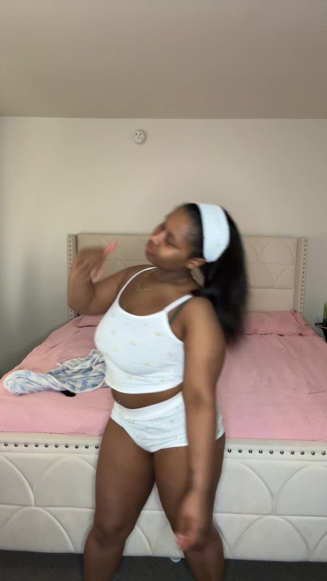 @PrettyBandIt🎰