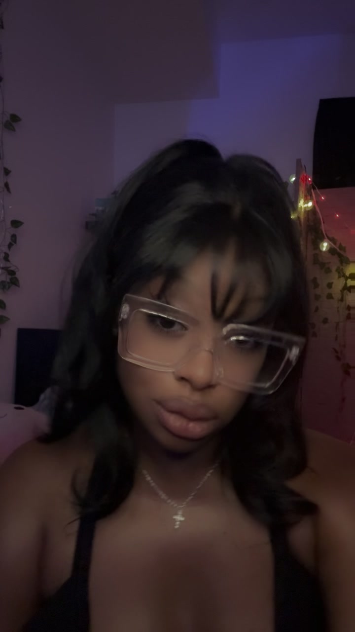@𝐇&egrave;𝐱🍗