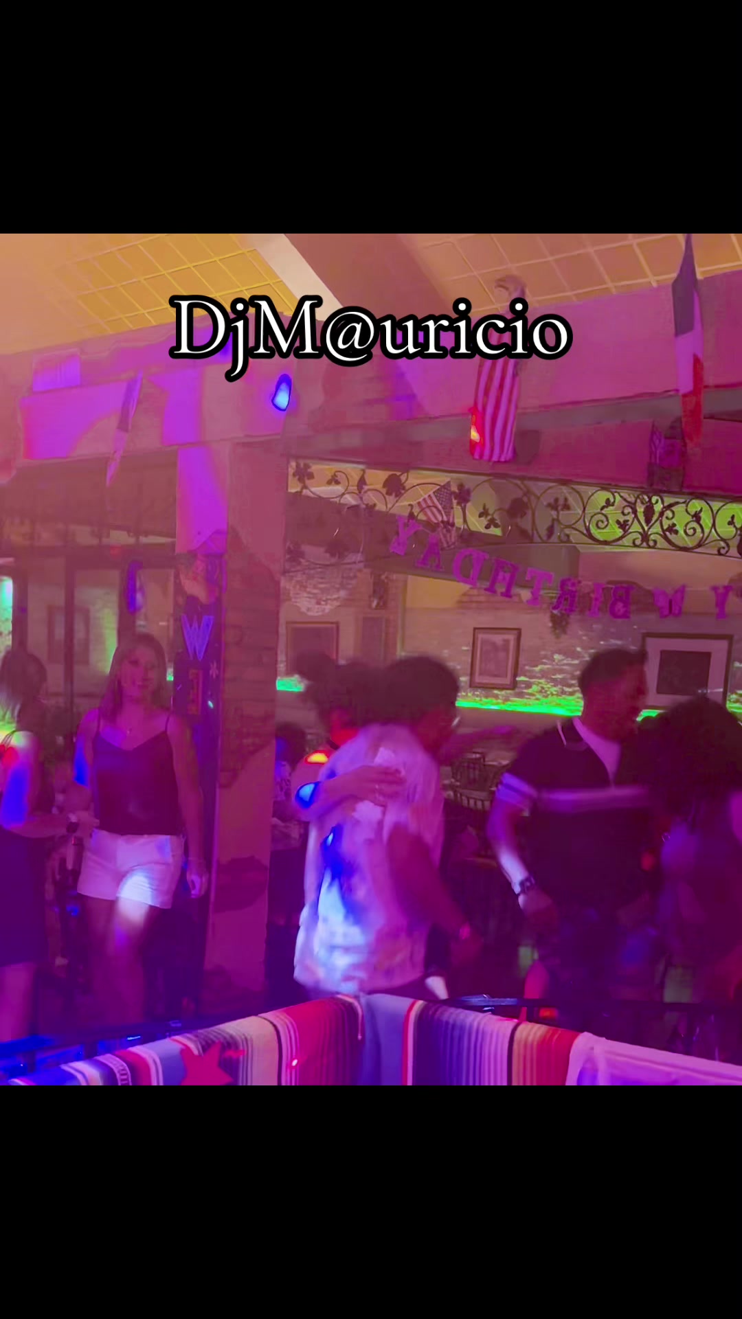 @DjM@uricio