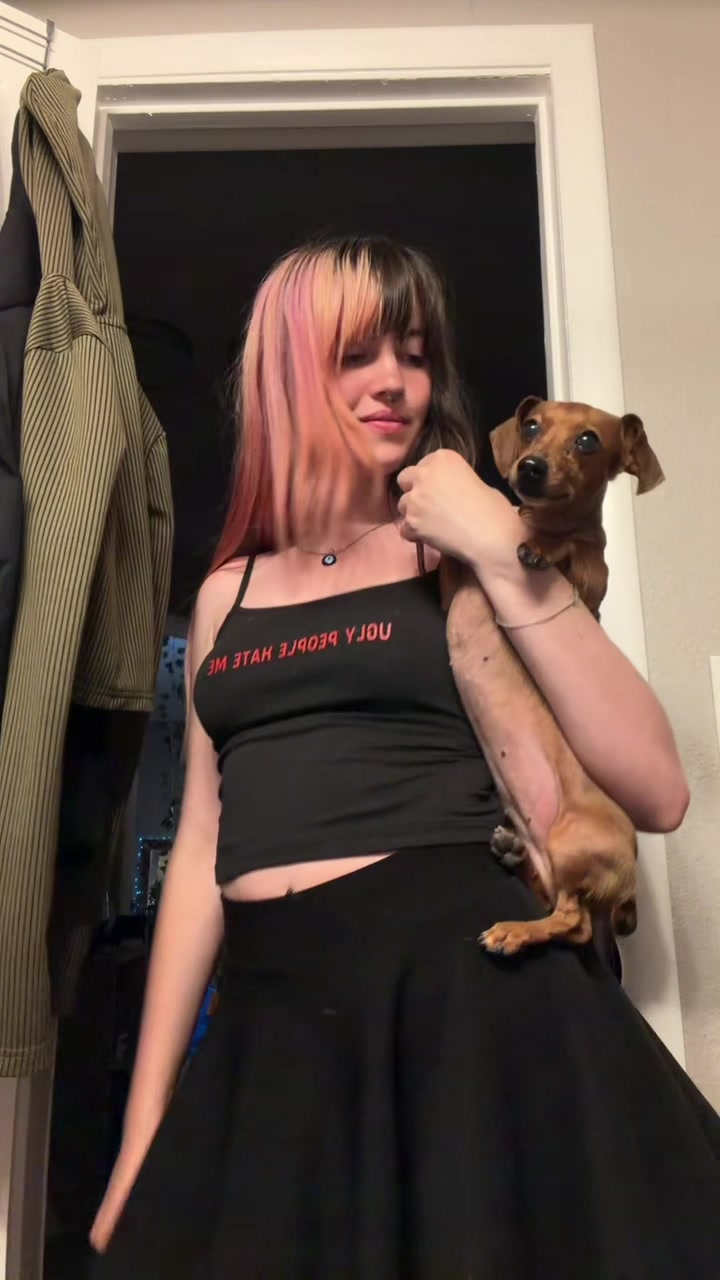 @Lil Bug🖤🍄