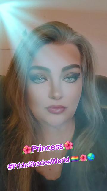 @👑Chelle❤️Ladyinshades🩶🔐🦇