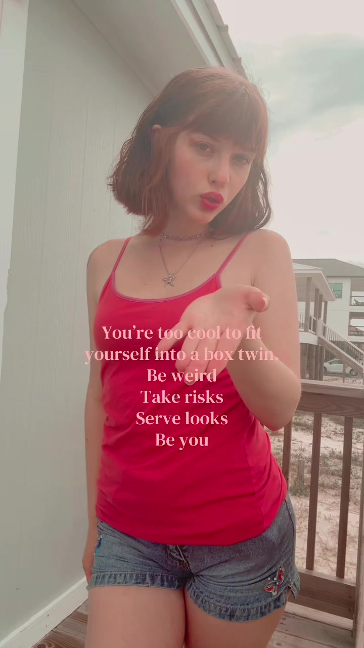 @v <3