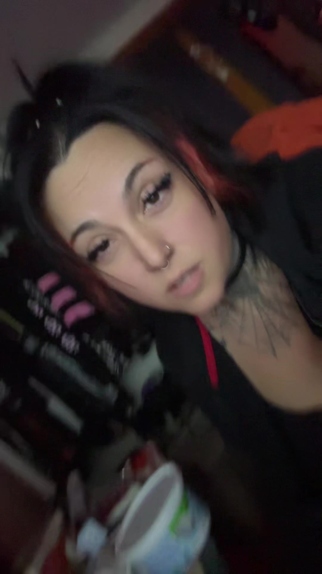 @Lo