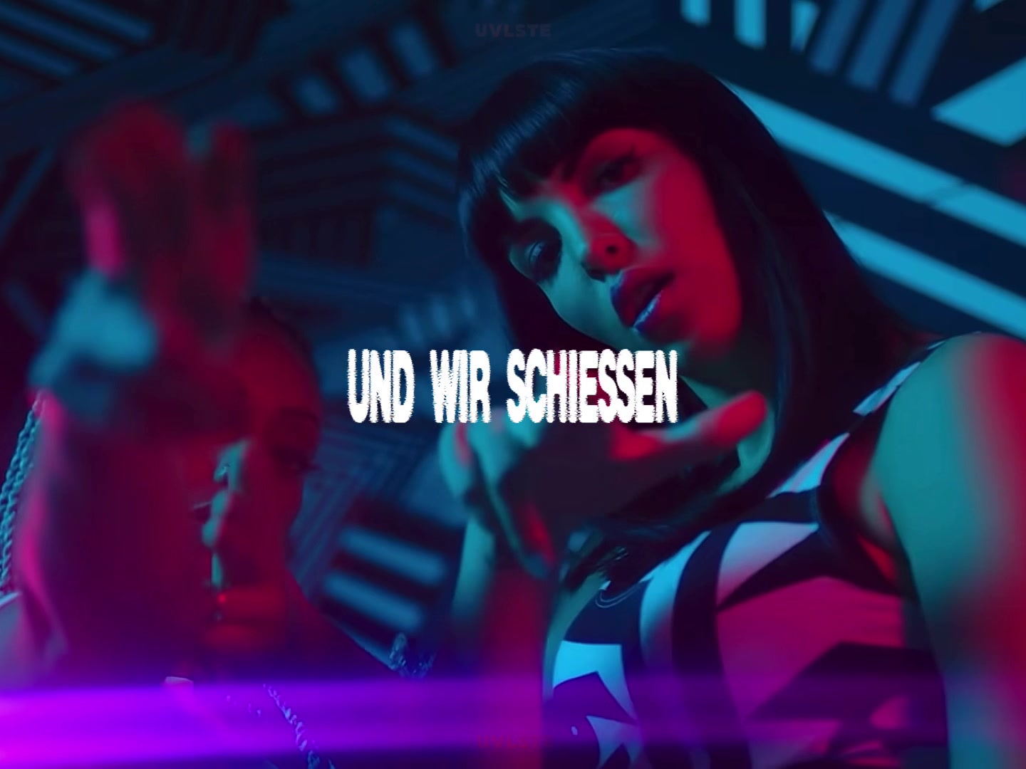 @<3