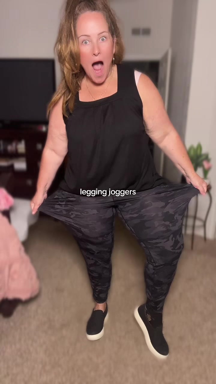 @Chantel | Curvy Fashion