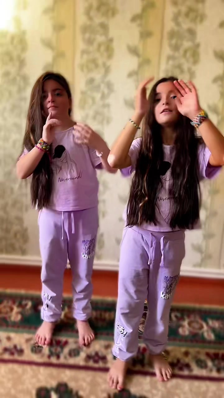 @Классные Двойняшки ТикТока👍✌️