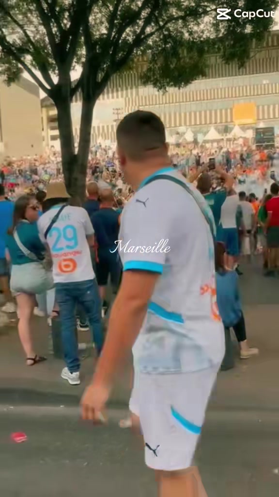 @𝓛𝓸𝓾𝓷𝓪🤍