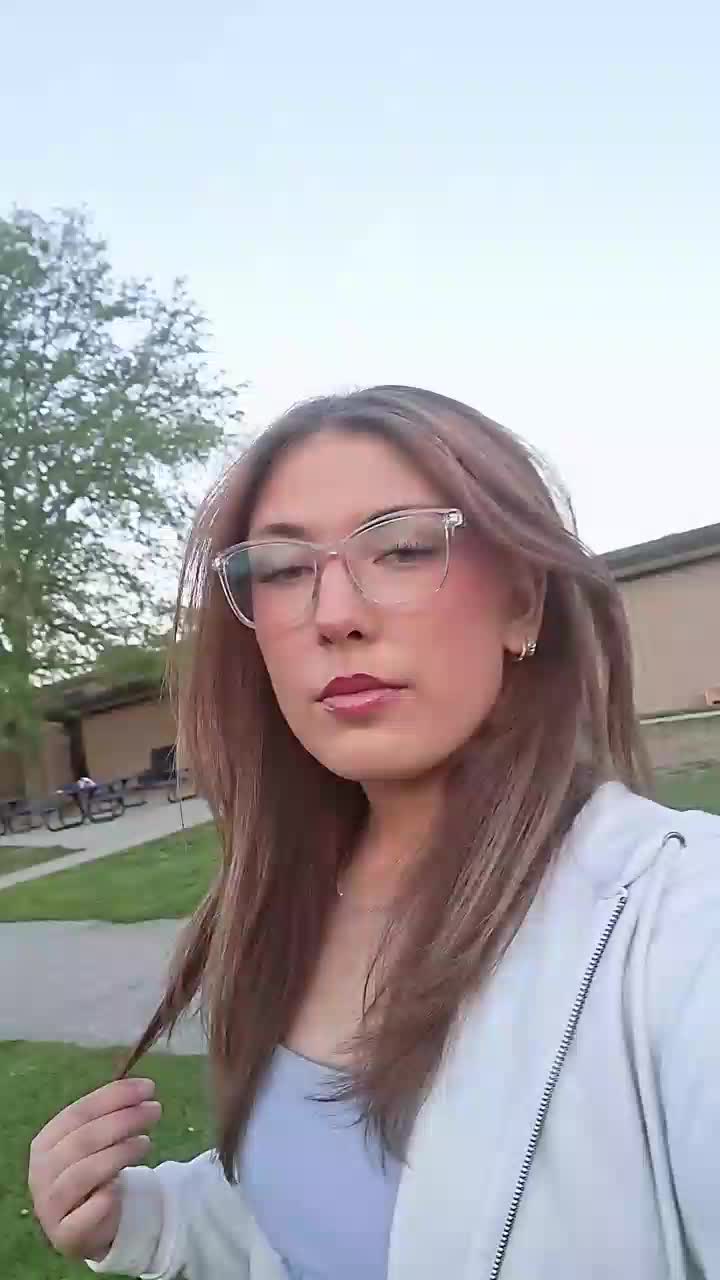 @lolamae