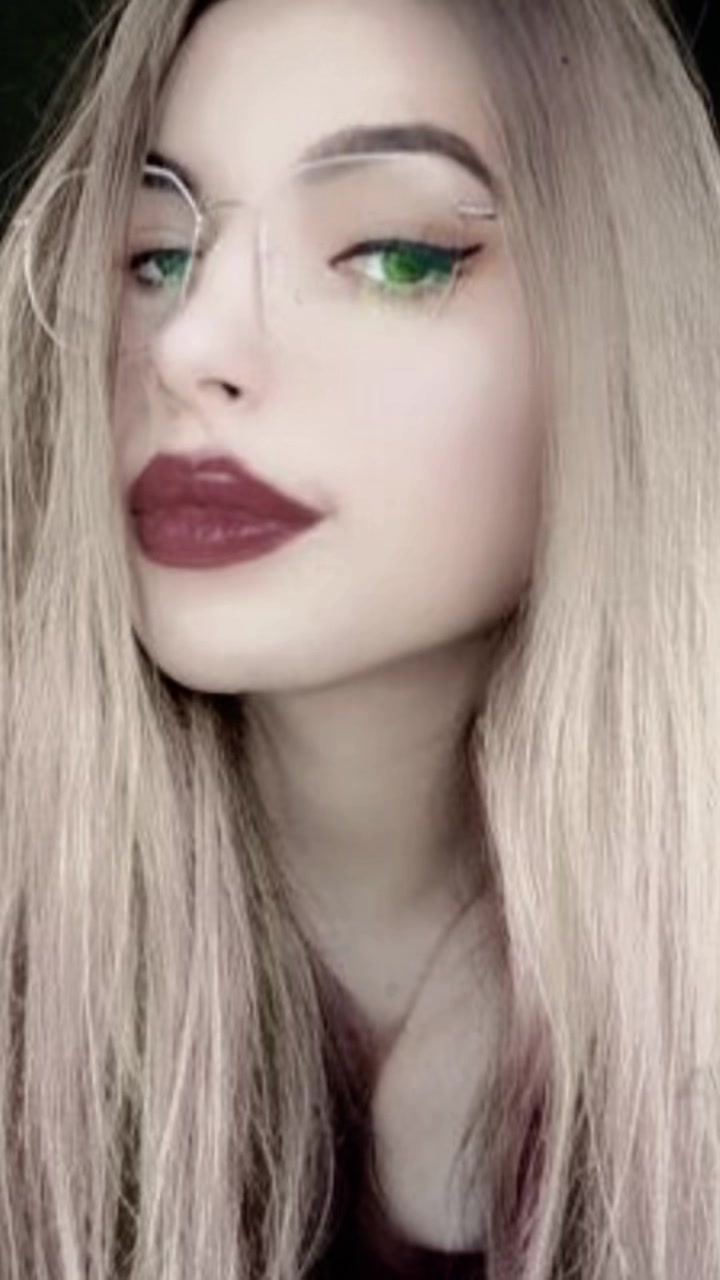 @poleeenaaa
