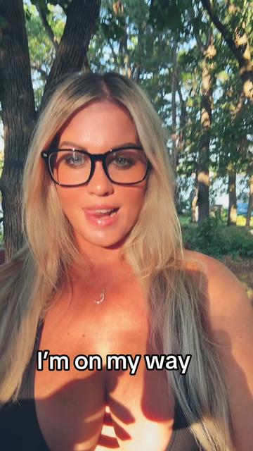 @Aprilleeanne