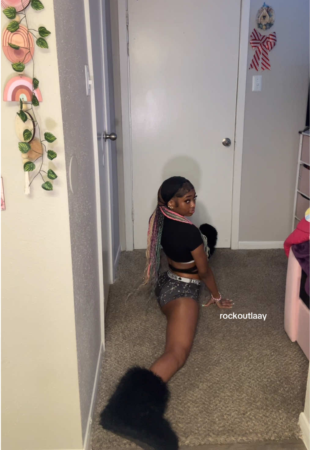 @rockoutlaay