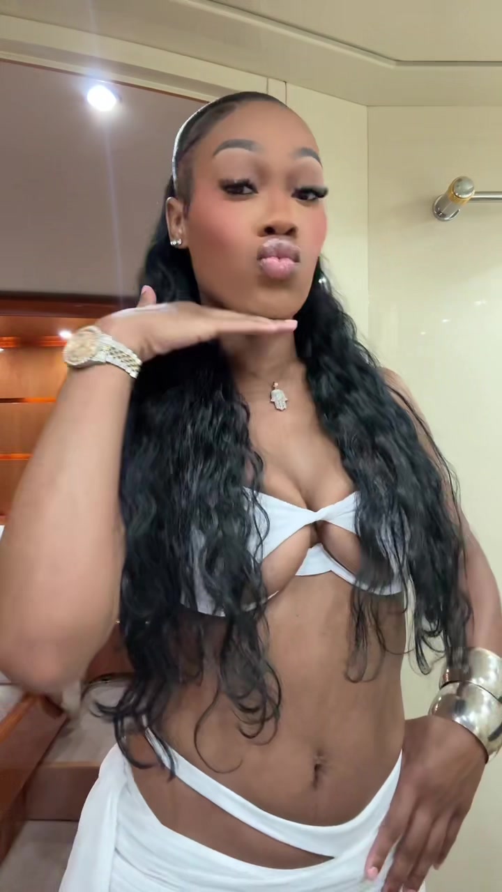 @Ashaunti