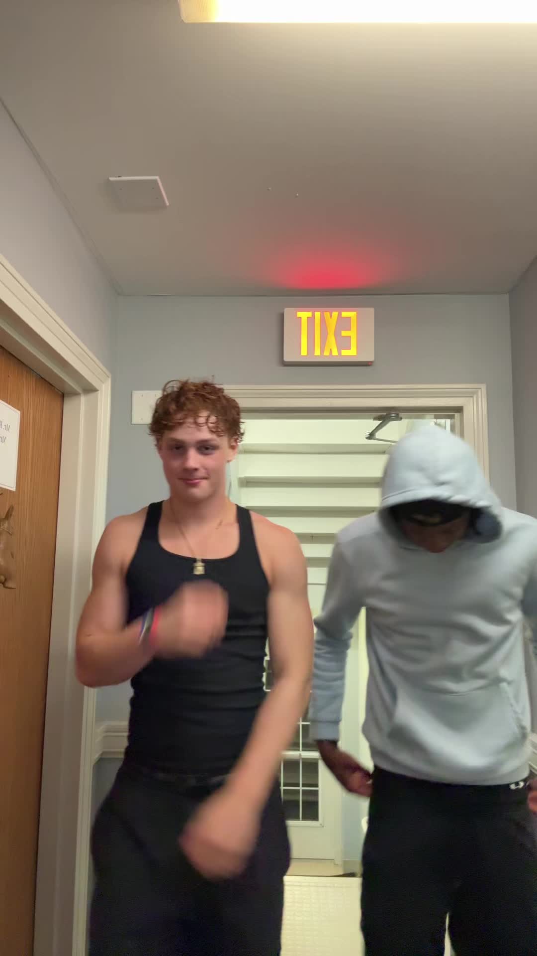 @🧑🏻&zwj;🦰