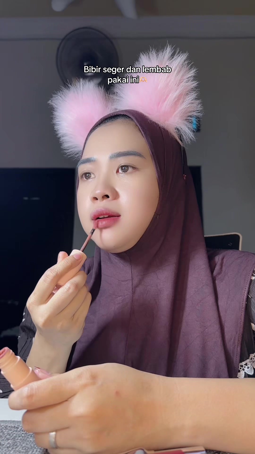 @EkaNis14
