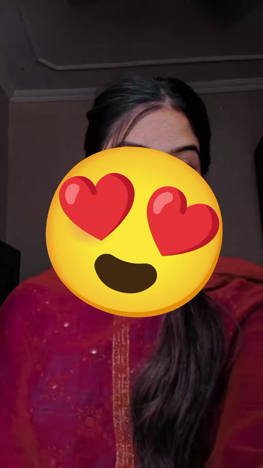 @Amna Queen💫