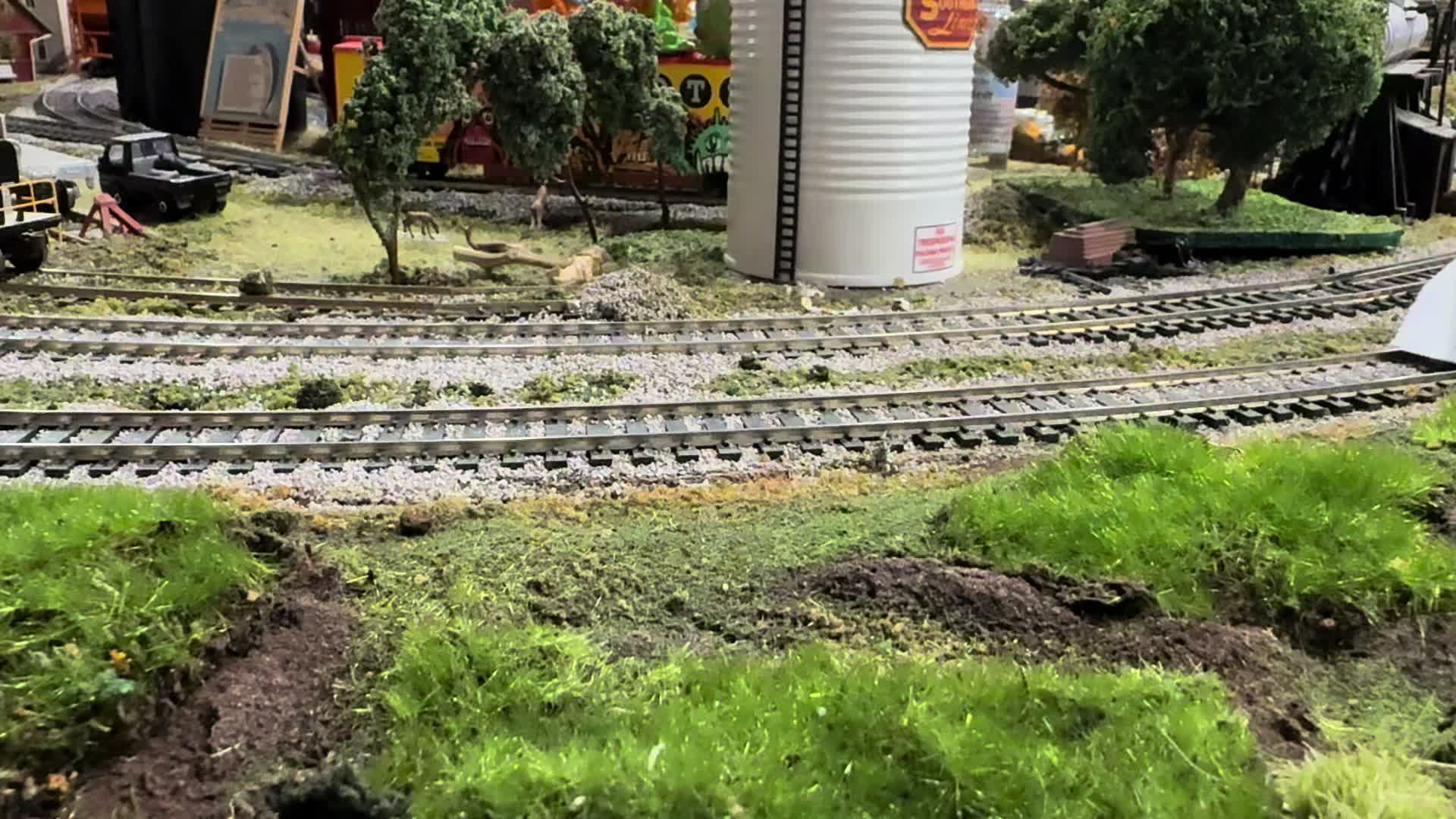 @BigBoysTrainToys