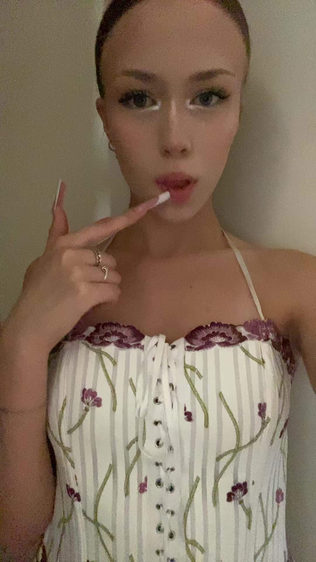 @🪼