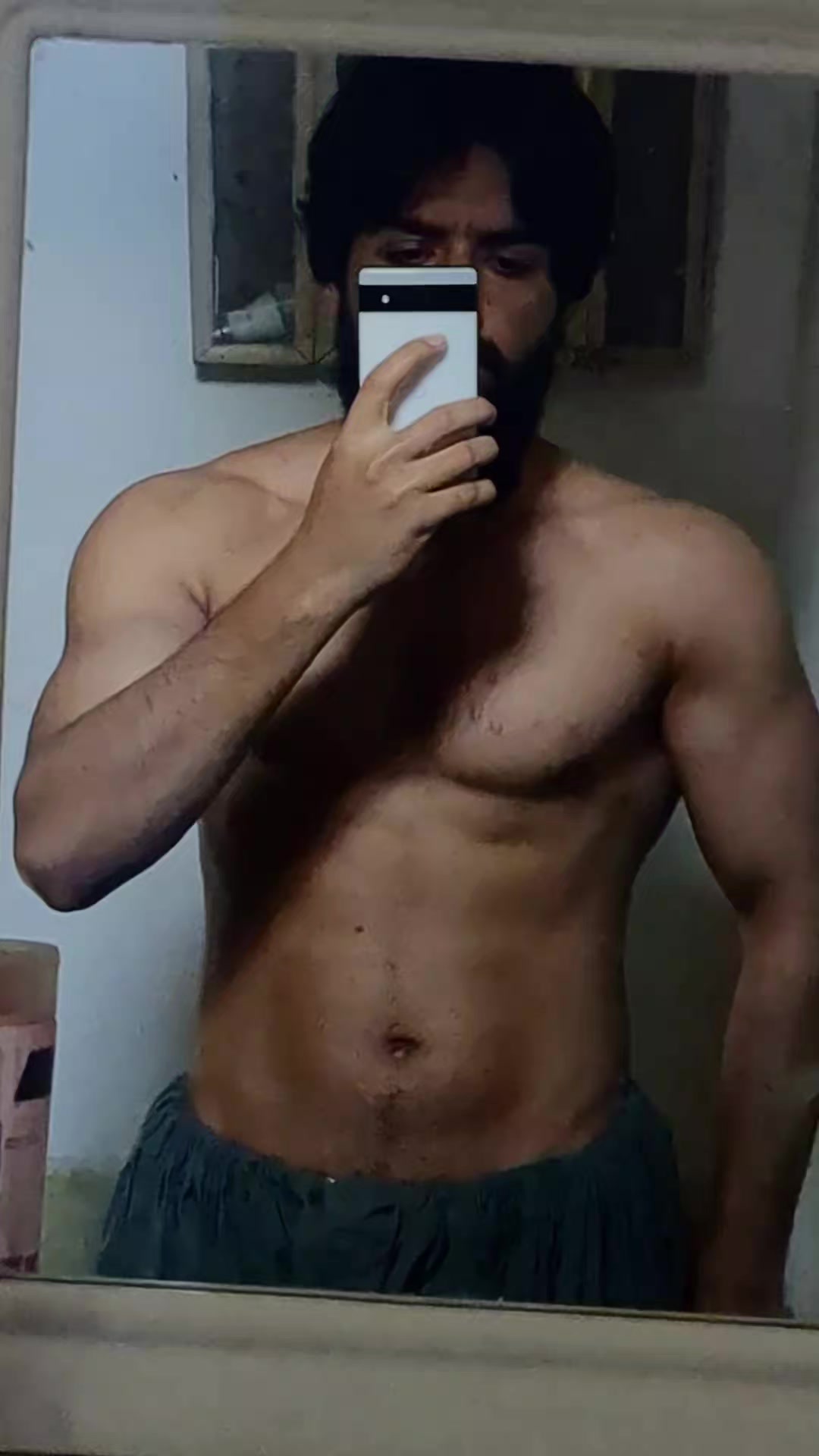 @thepakbodybuilder