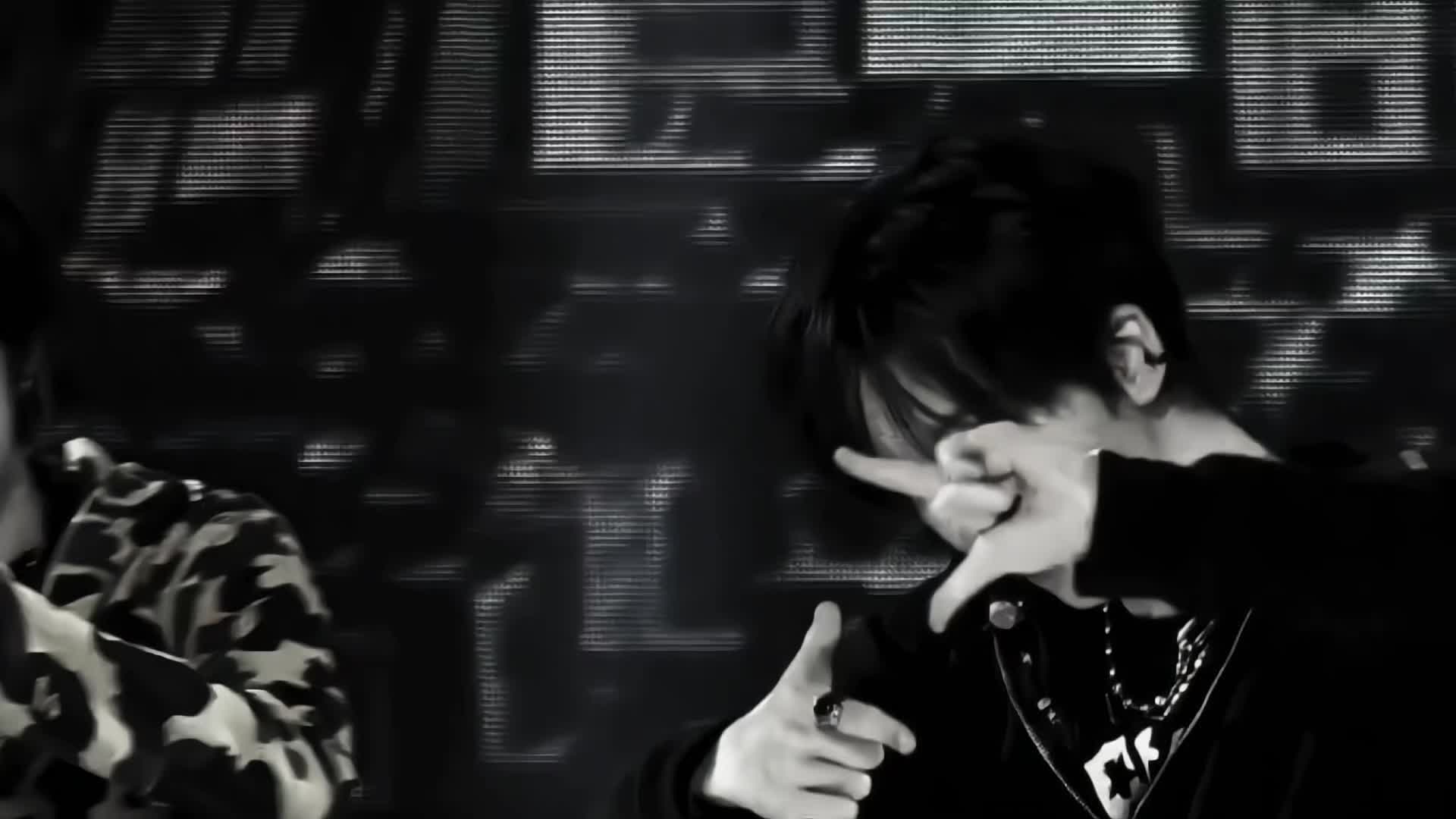 @Naeyan˚𐀔🛹 #𝙃𝙀𝙇𝙇𝙈𝘼𝙏𝙀