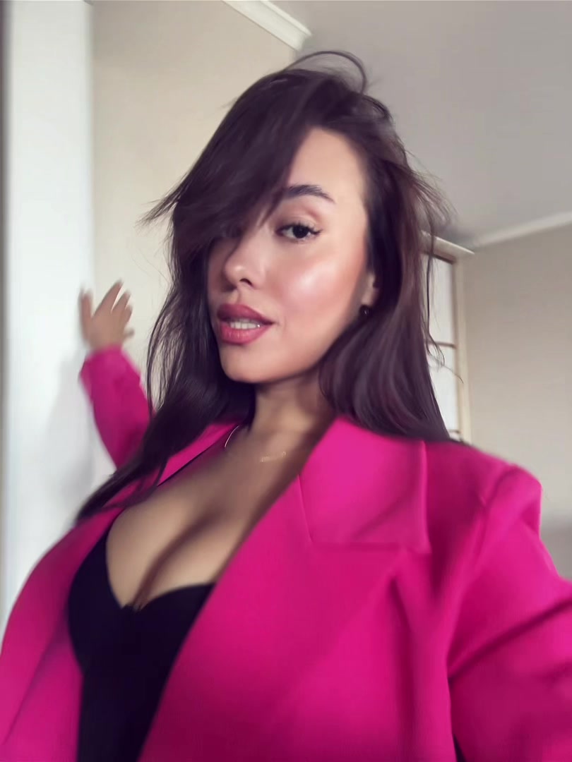 @miiamoress