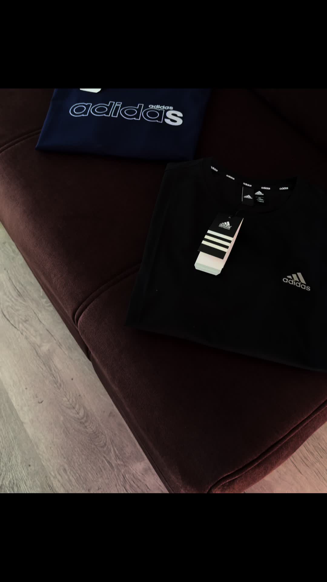 @Nike vs Adidas ✔️