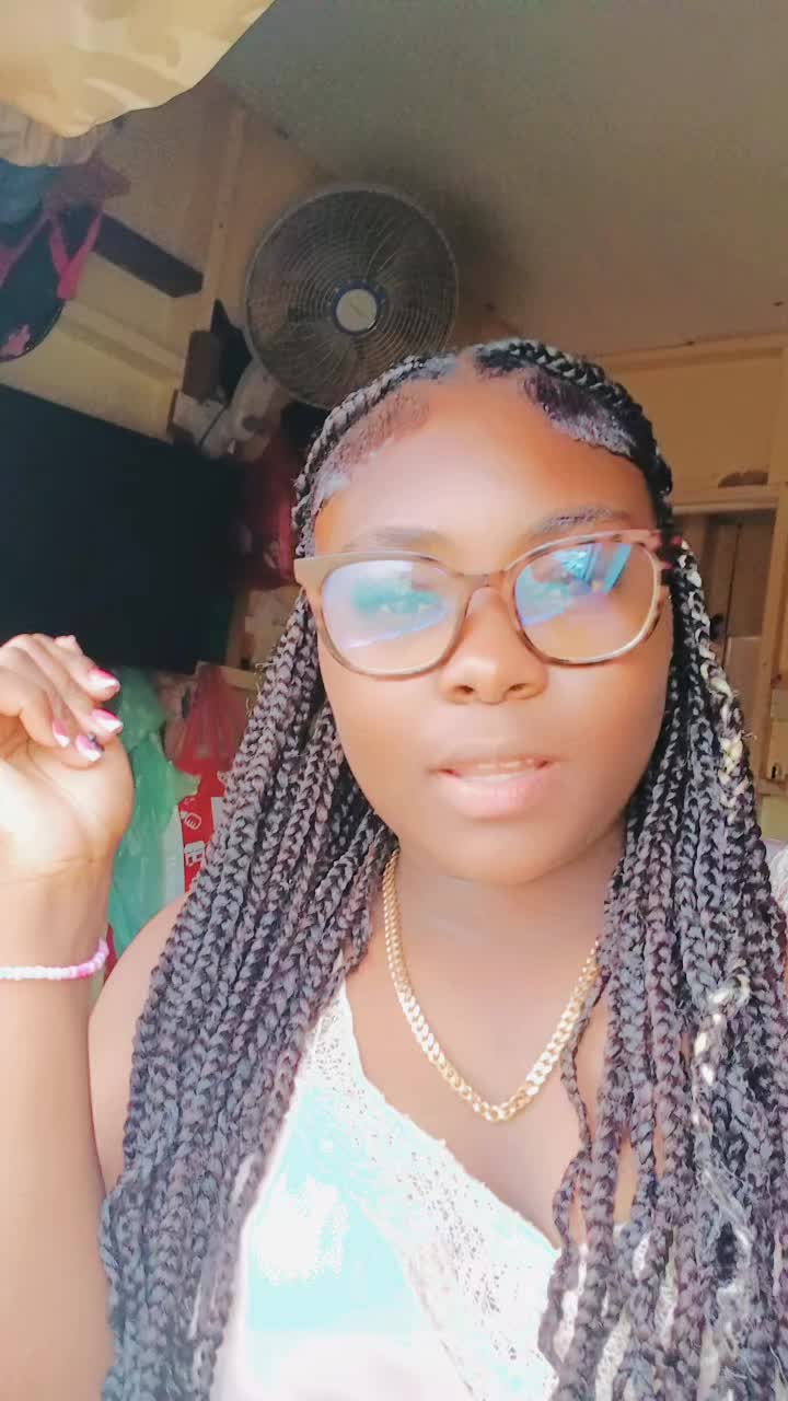 @mrs.no_nme 👾✌🏽