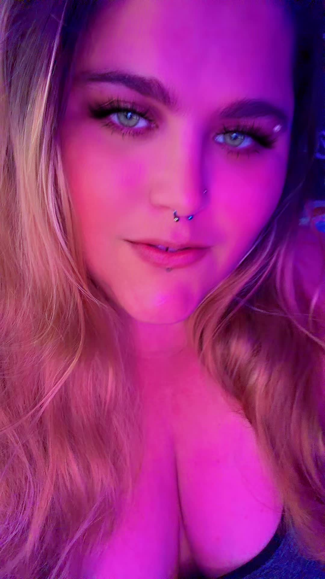 @Devil_angel_08
