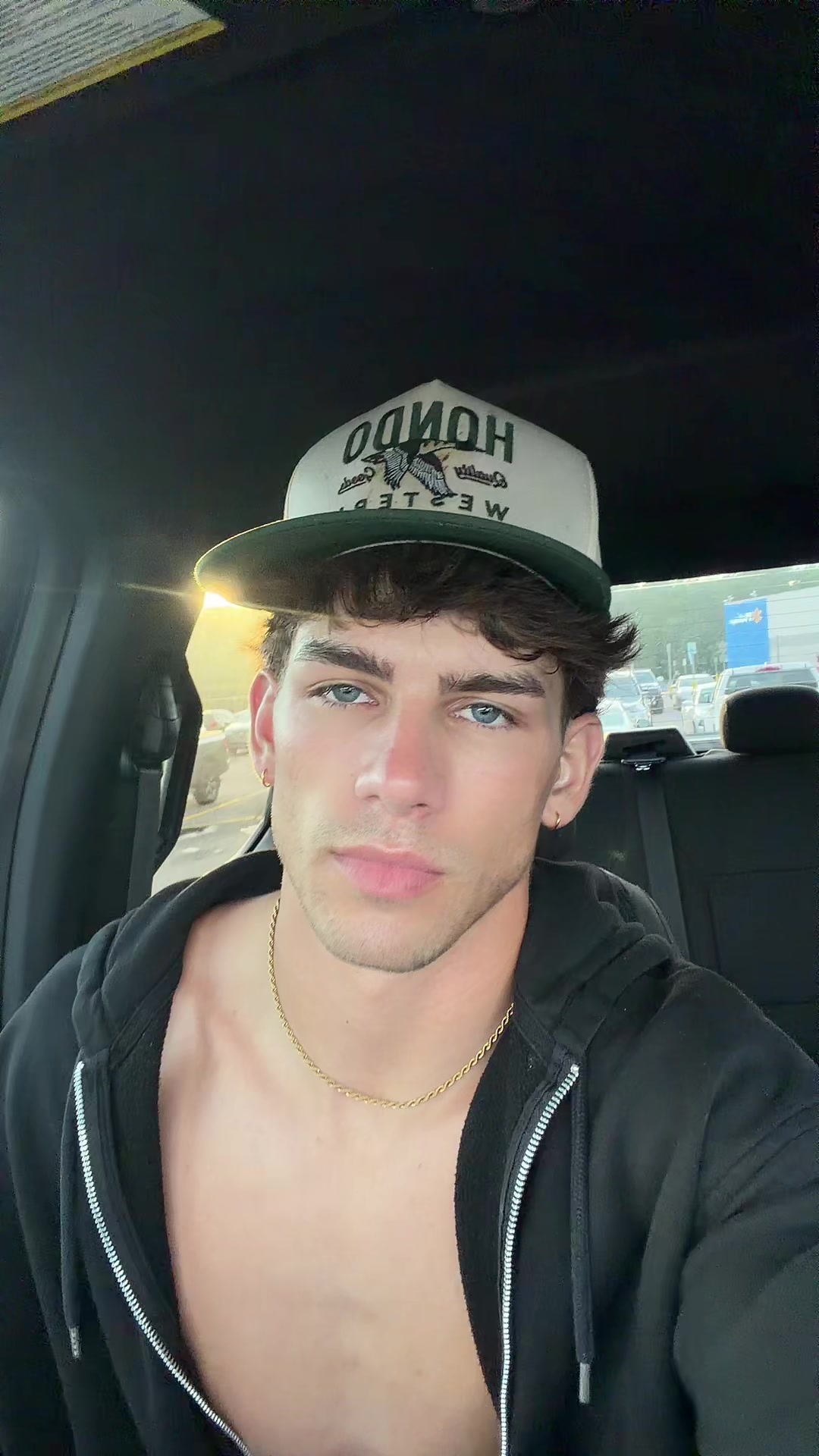 @cayden v