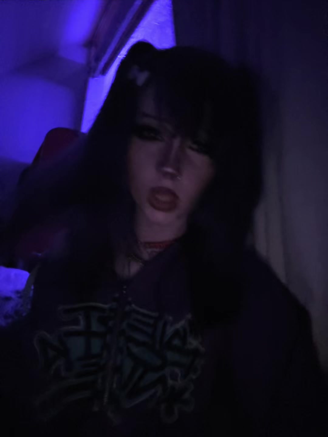 @🦇🪽:3