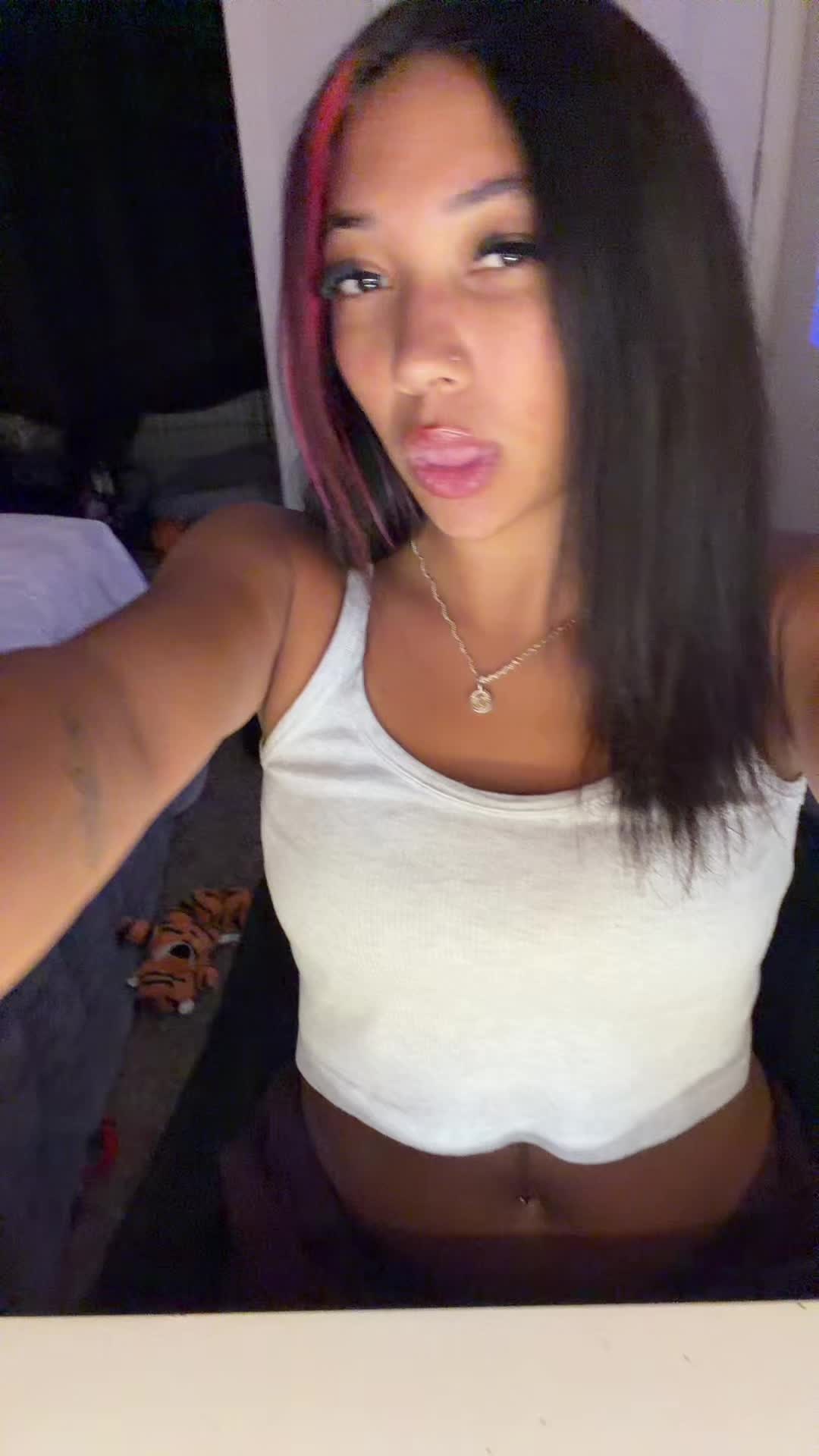 @canuliv4m3