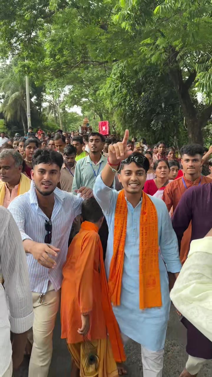 @কৌশিক 🦢🧿