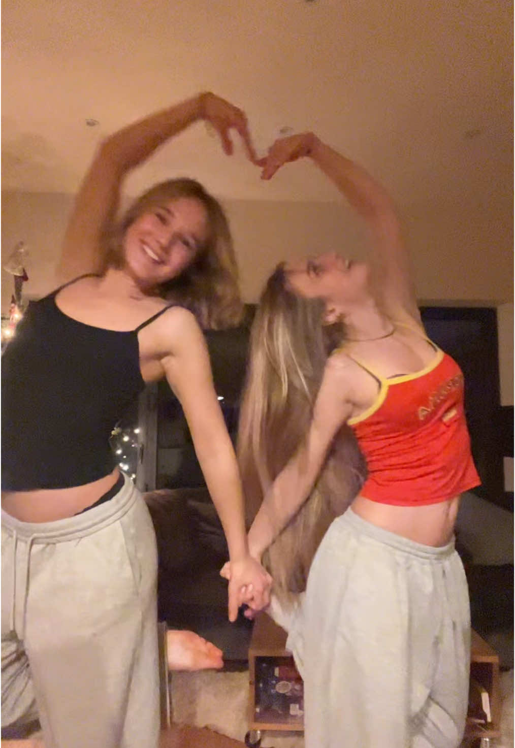@itsgrom