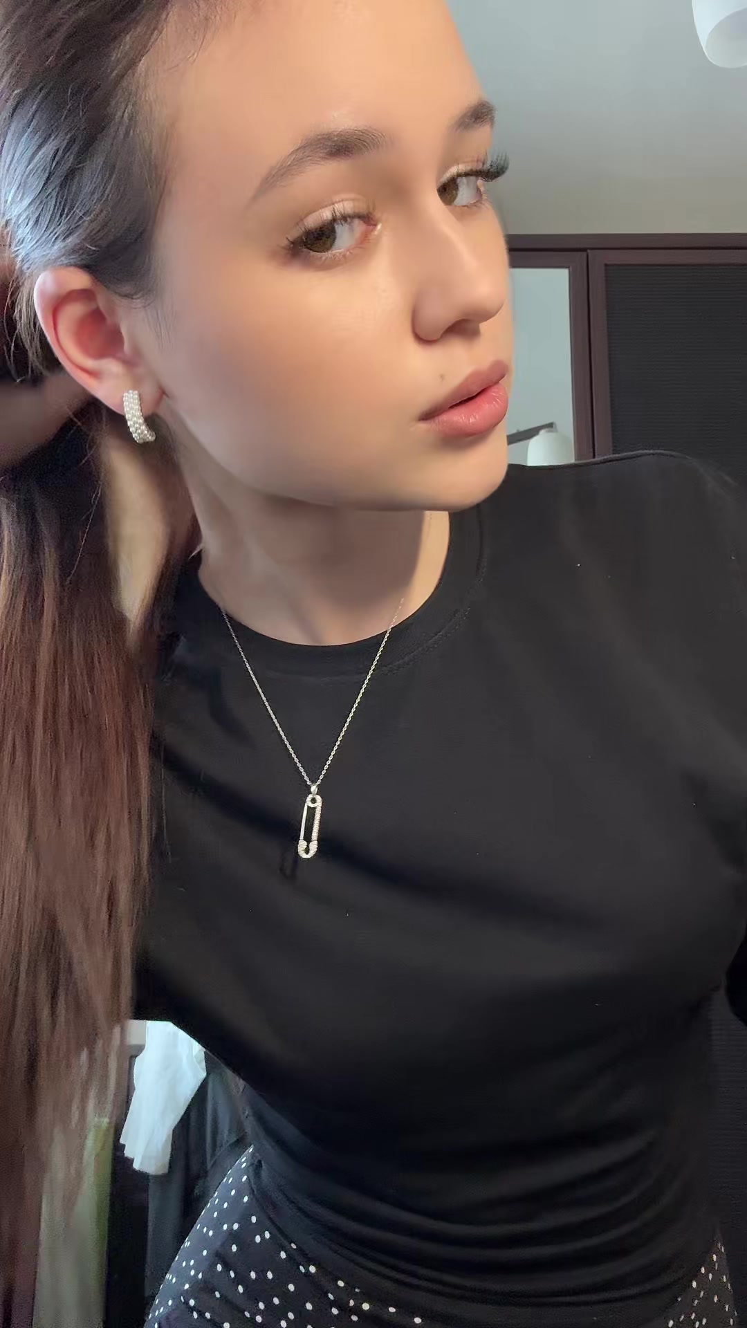 @🤨