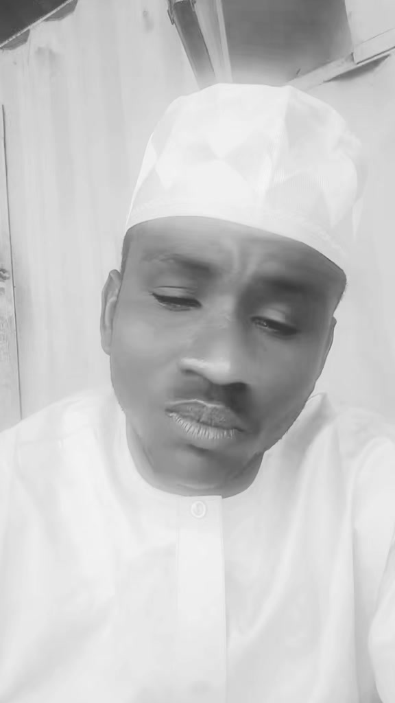 @SIRAJO ZAKARI 111