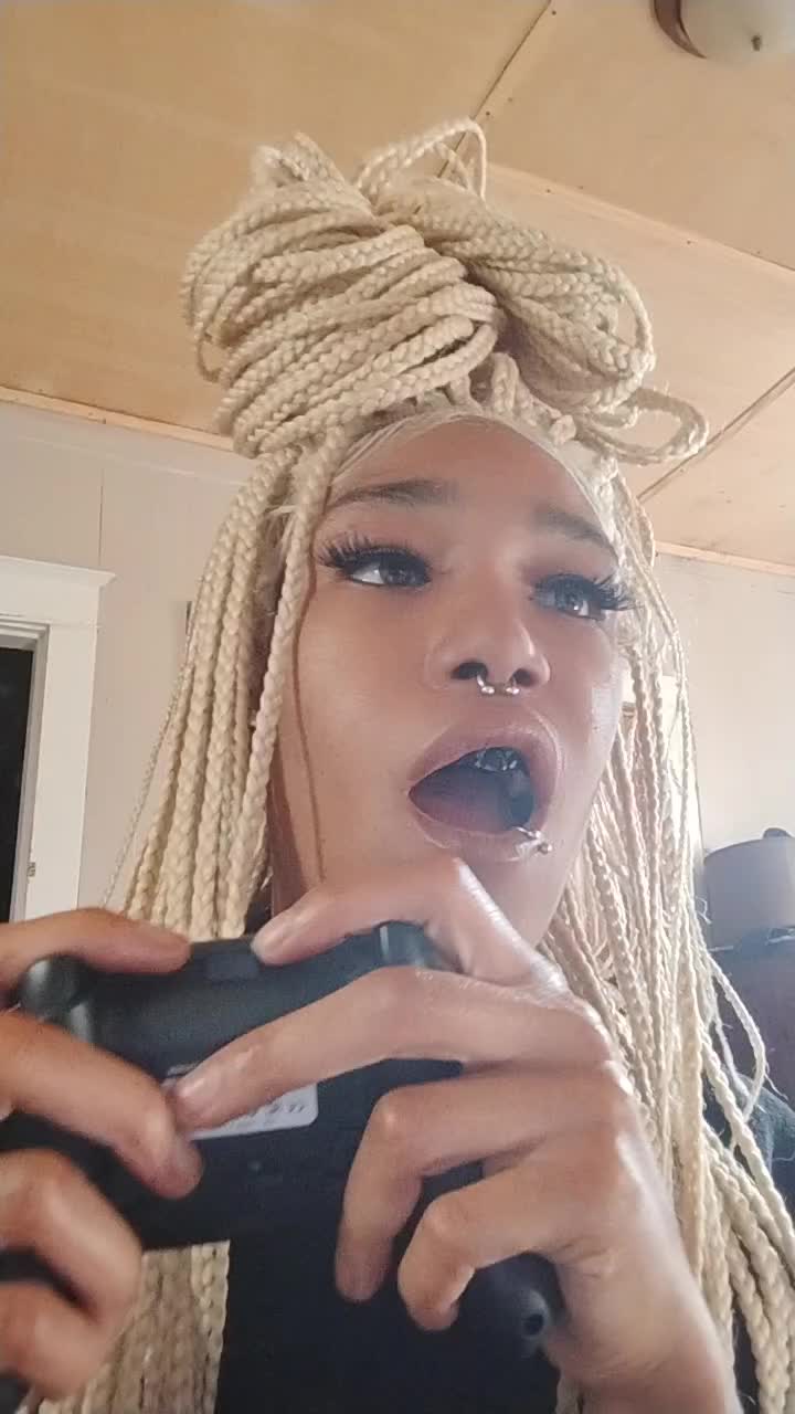 @Ivyantious✨👑