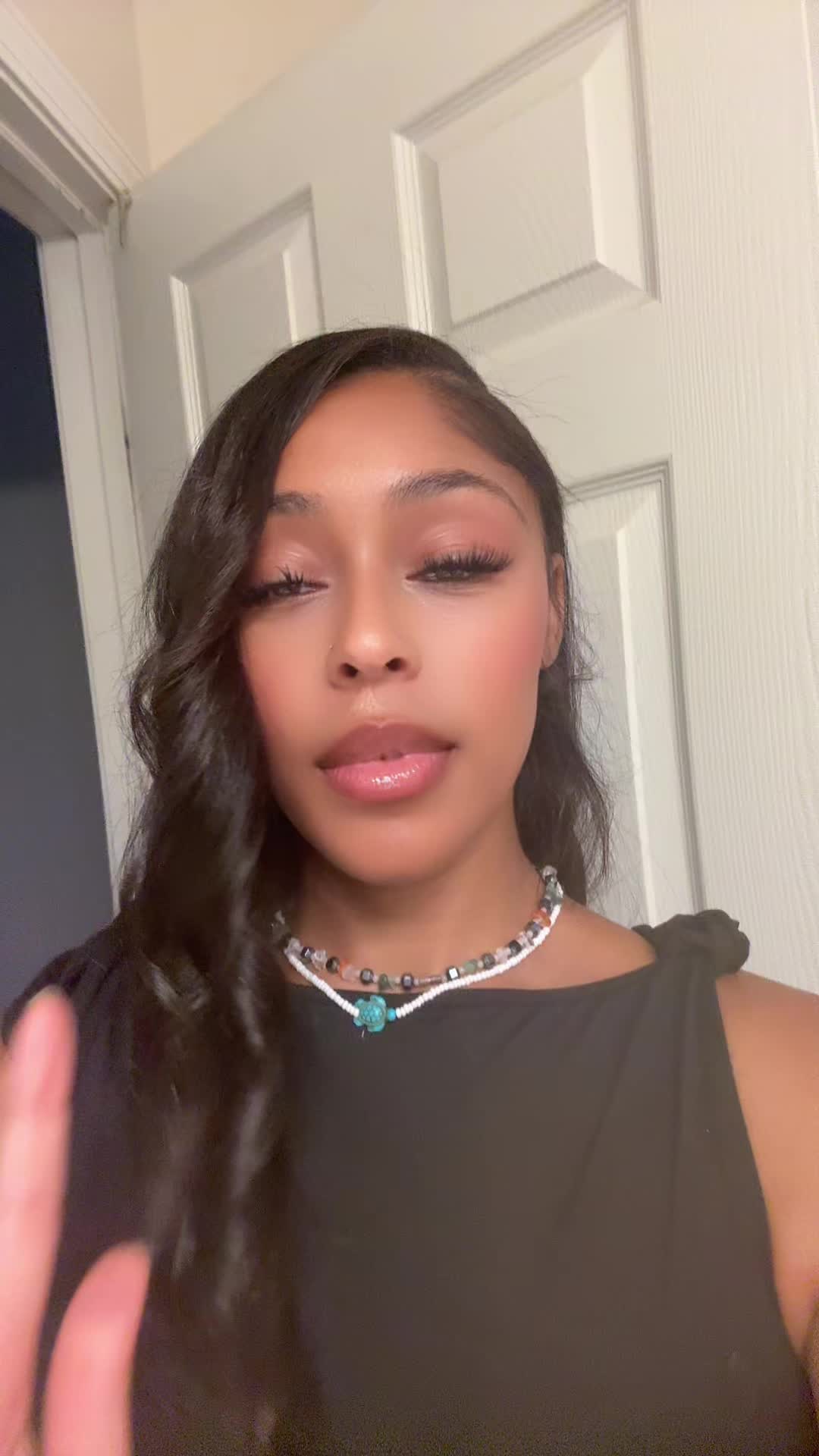 @Pinklaflare