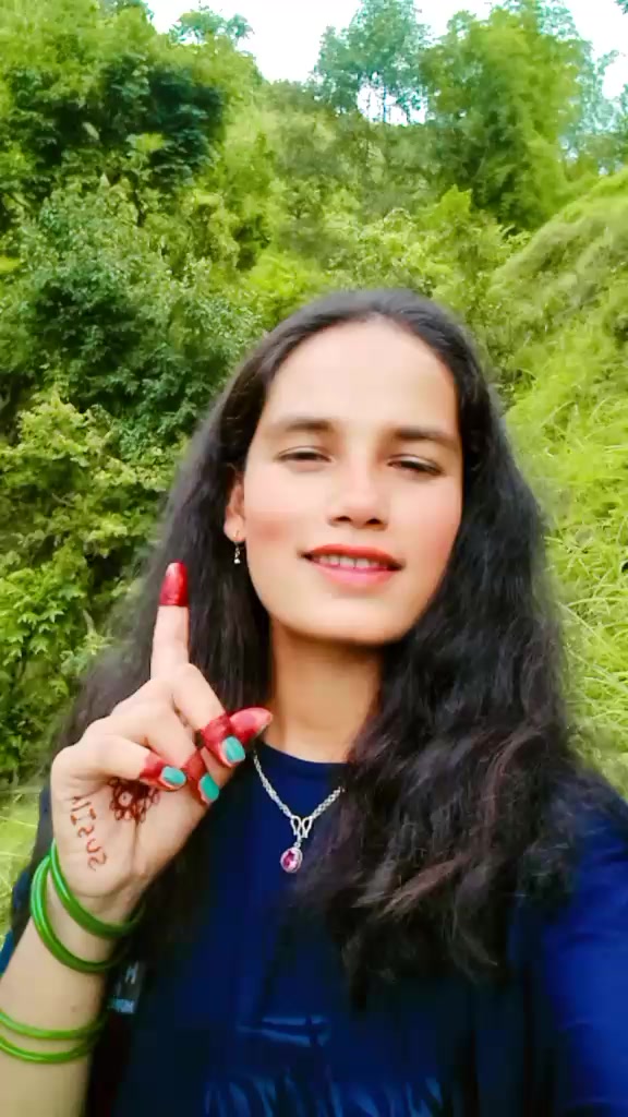 @मेरो पहिलो मायाँ आमा र बाबा