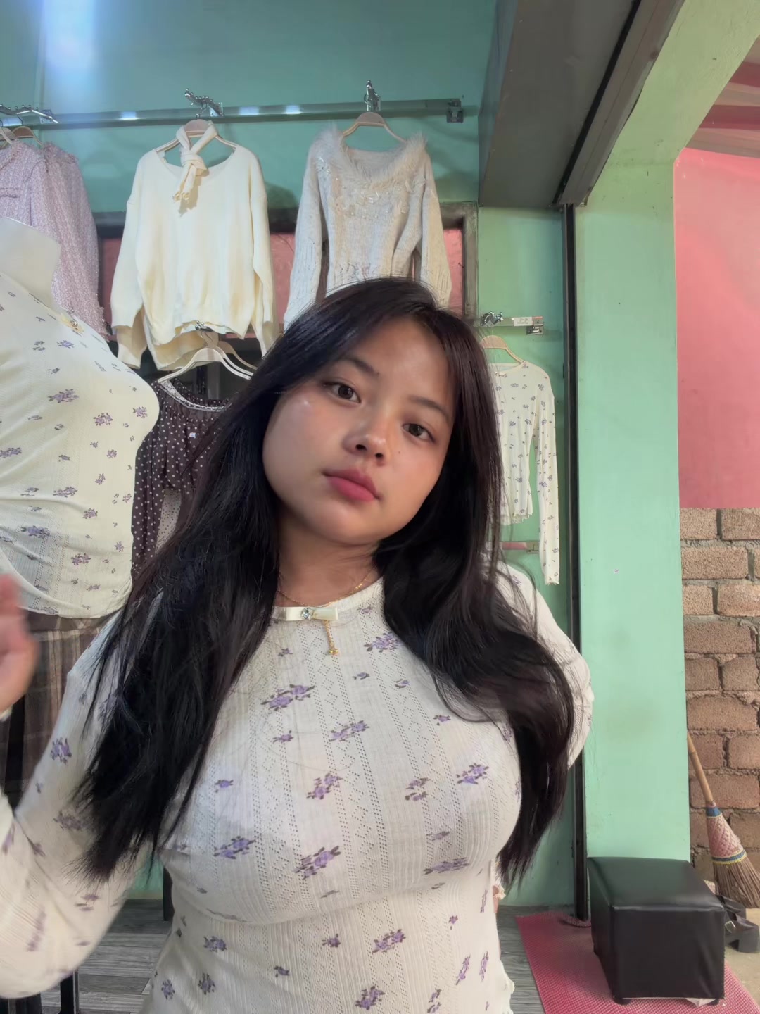 @Swe Eain ( 小英 )🌷