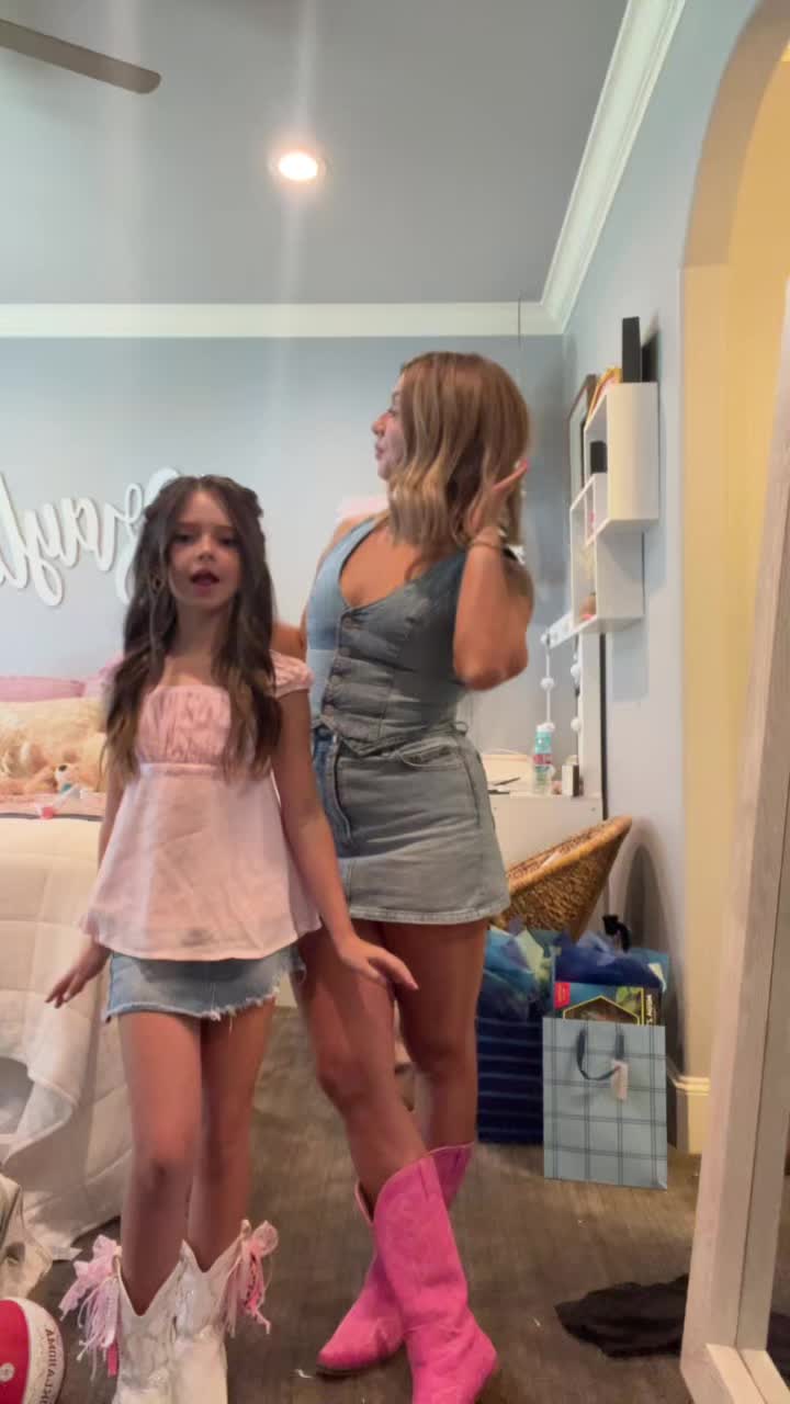 @jacklynnf_