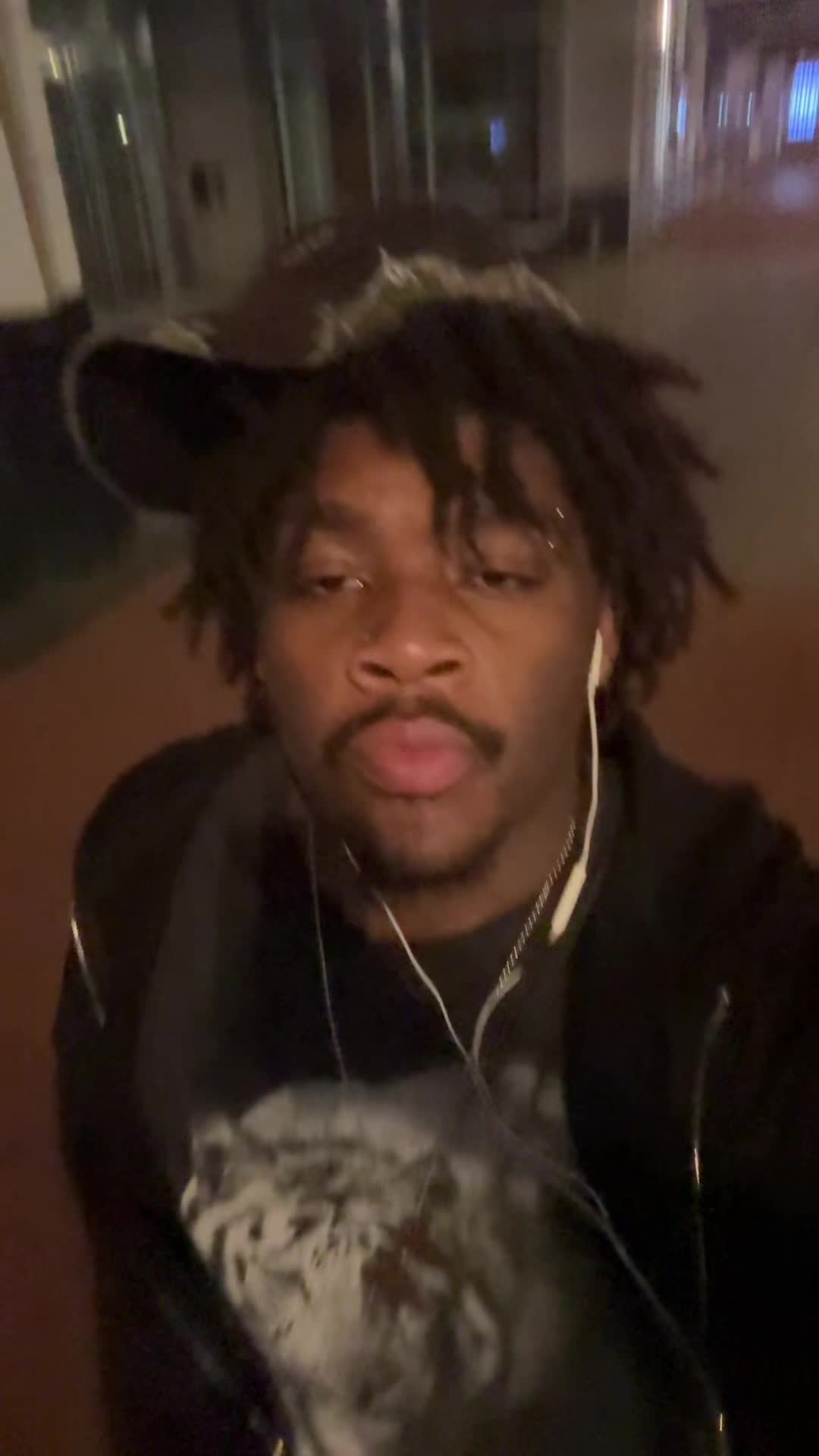 @😪