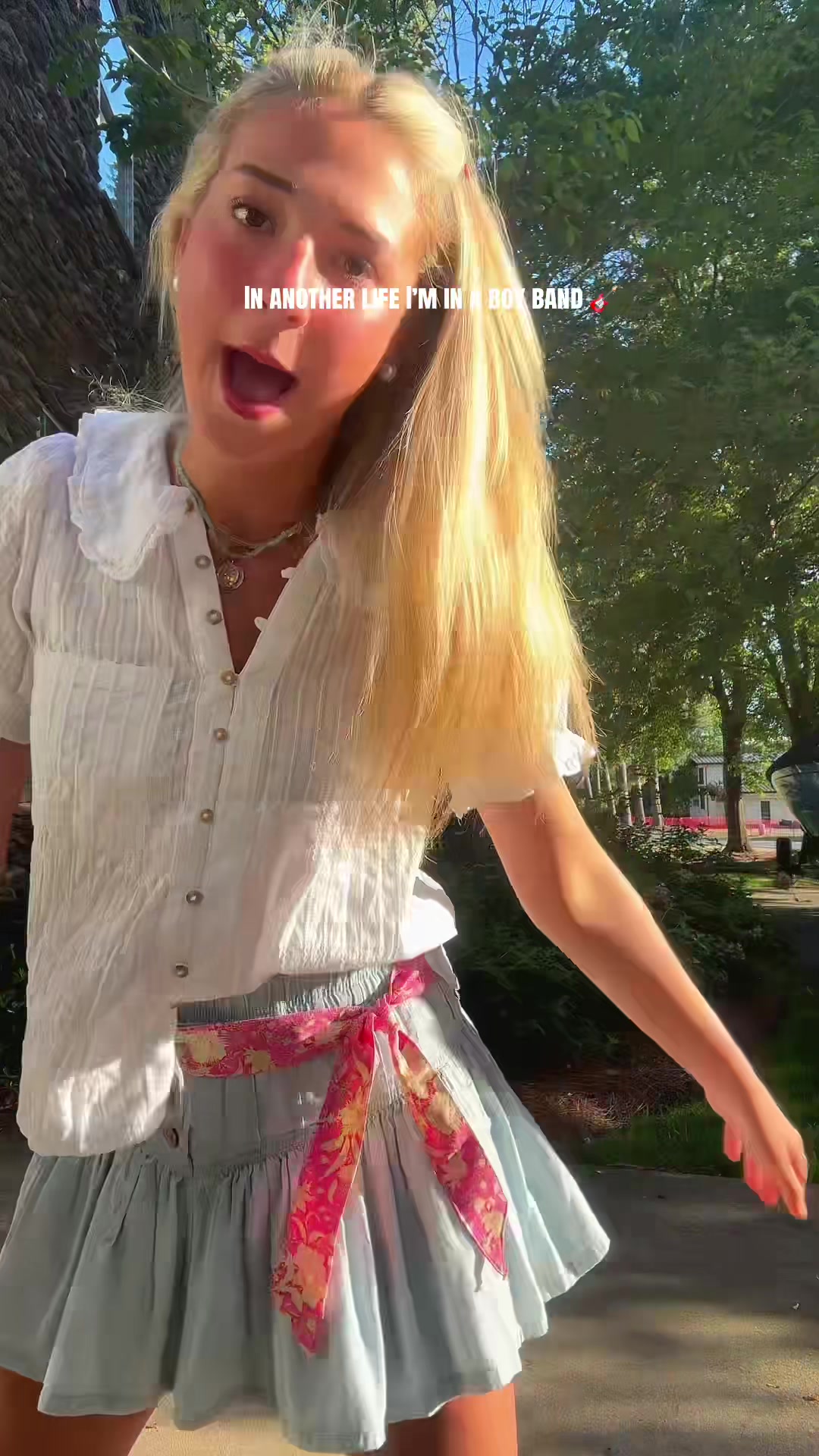 @mollycatherineb