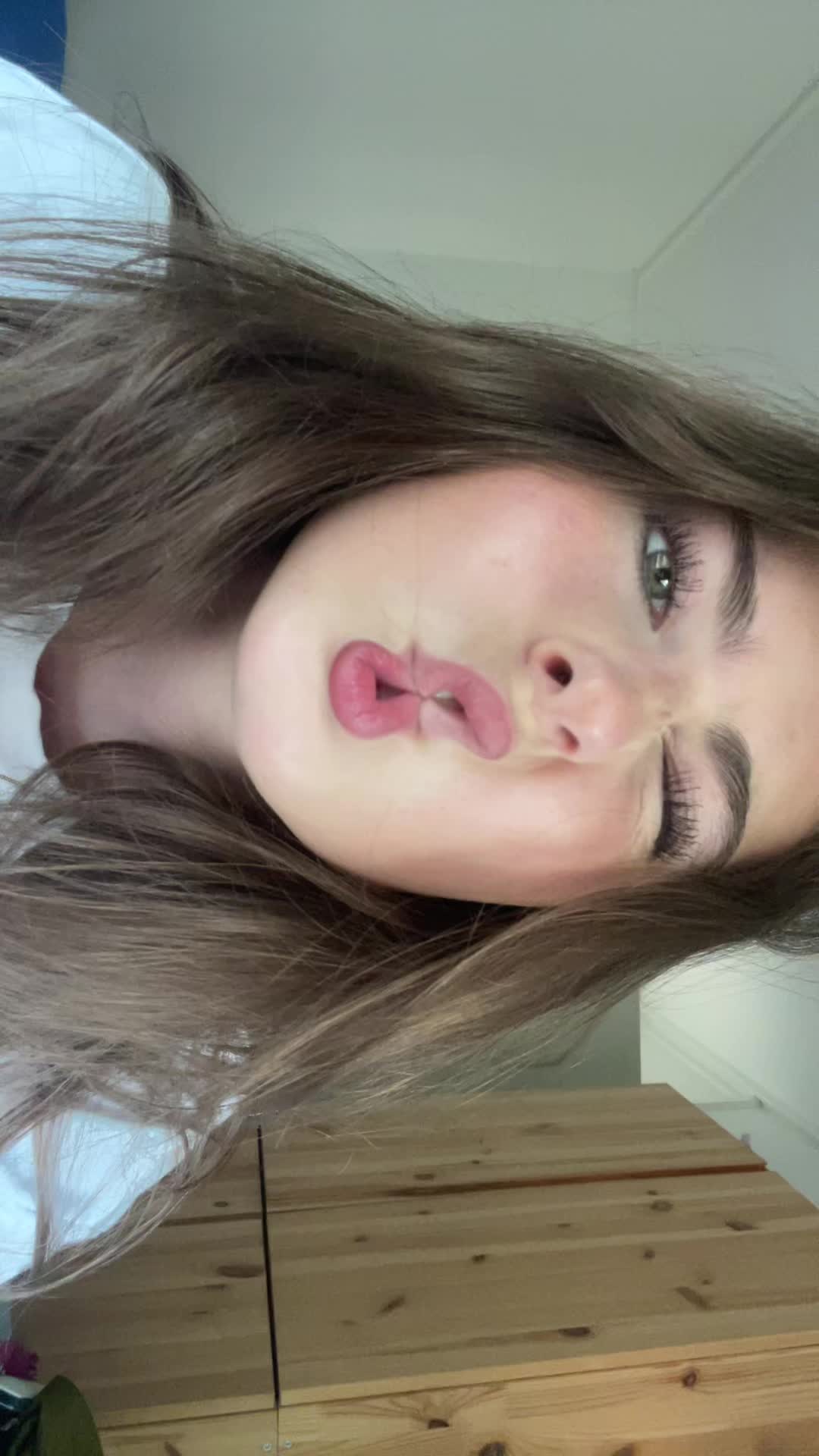 @𝐅𝐢𝐞𝐧