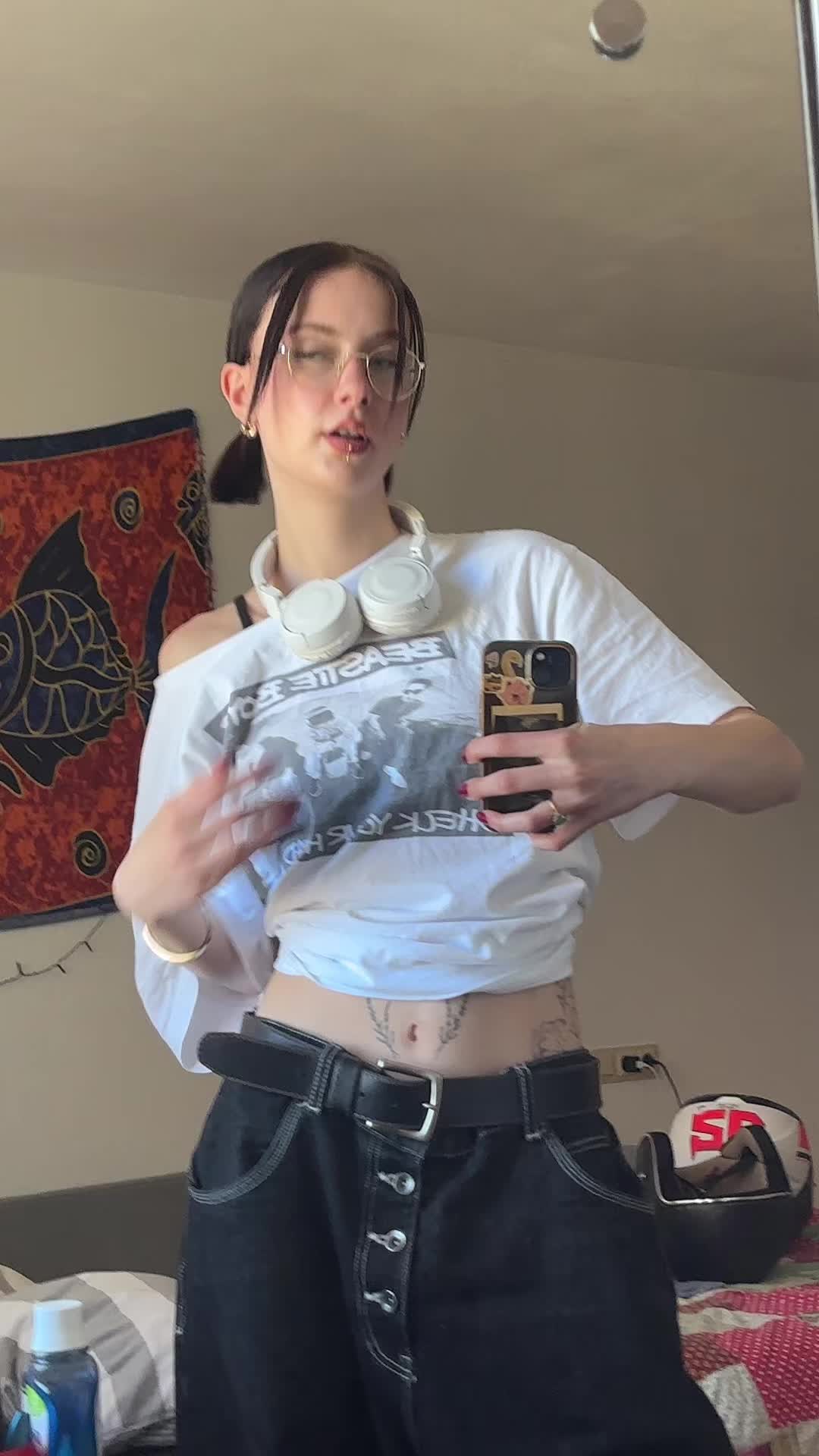 @Mₑₗᵢₙₐ